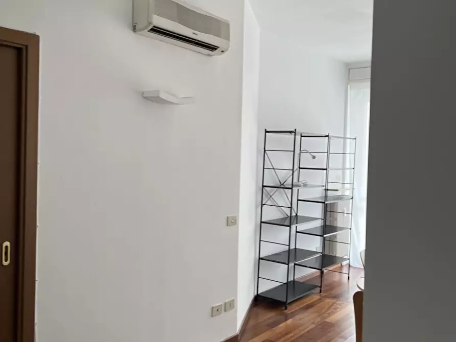 Immagine 18 di Camera in affitto  in Via XX Settembre58b a Bergamo