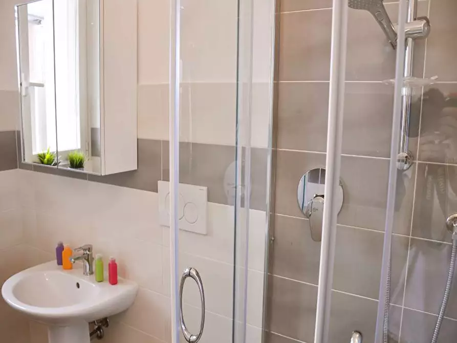 Immagine 60 di Camera in affitto  in Viale Molise65 a Milano