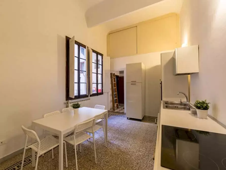 Immagine 5 di Camera in affitto  in Borgo Ognissanti21 a Firenze