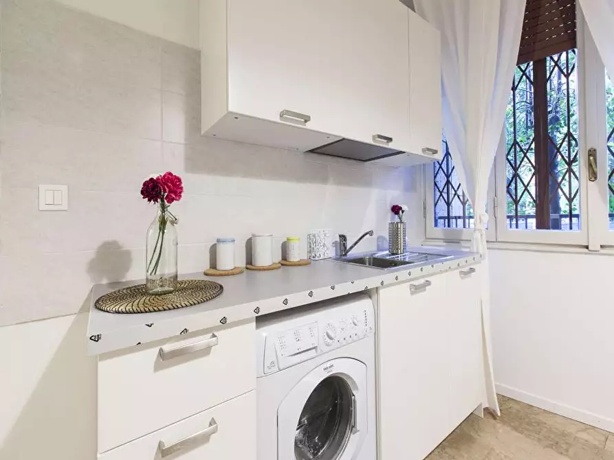 Immagine 36 di Camera in affitto  in Via Antonio Panizzi2 a Milano