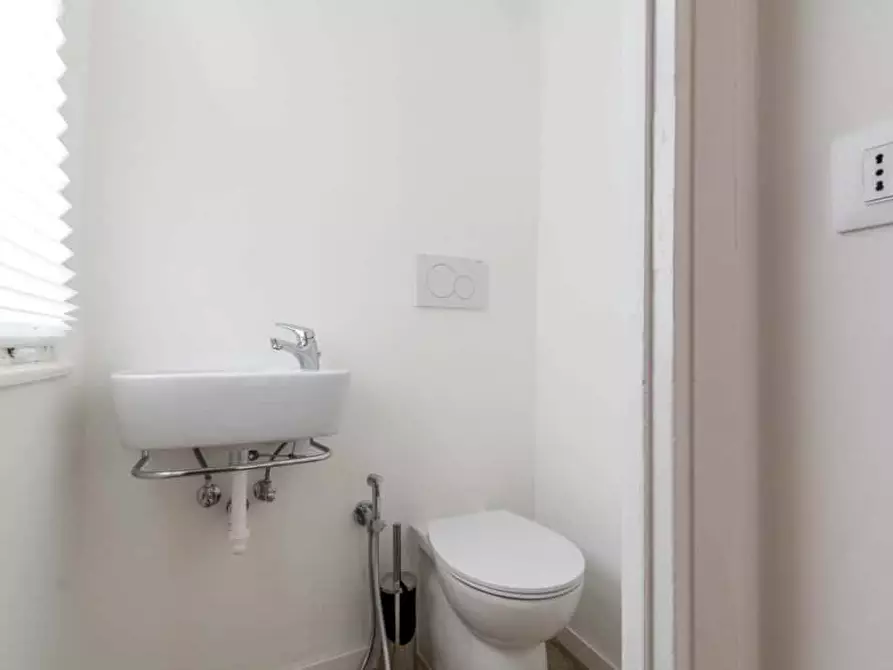 Immagine 10 di Camera in affitto  in Via Renato Fucini14 a Milano