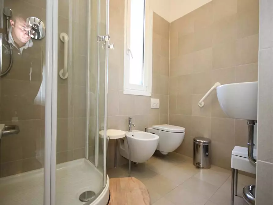 Immagine 27 di Camera in affitto  in Via Volterra12 a Milano