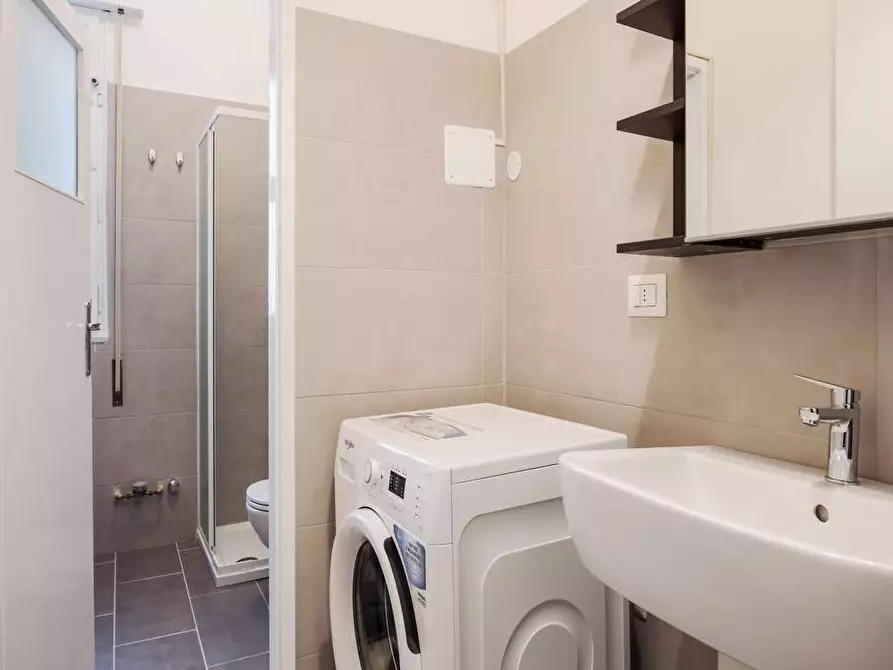 Immagine 61 di Camera in affitto  in Via delle Belle Arti21 a Bologna