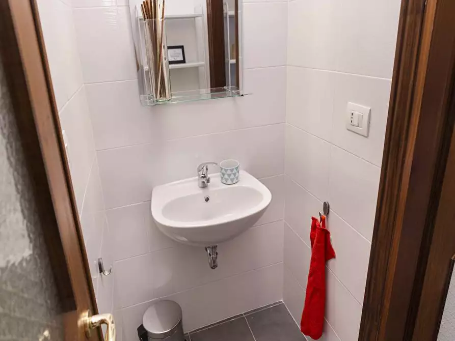 Immagine 18 di Camera in affitto  in Viale Giovanni Vicini20 a Bologna