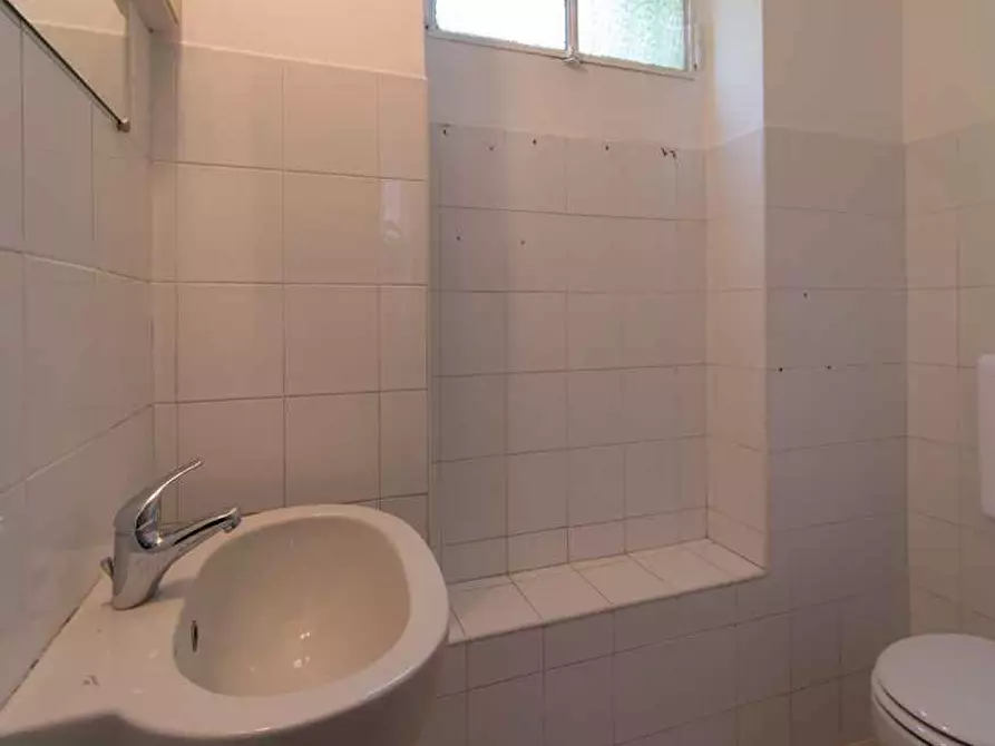 Immagine 49 di Camera in affitto  in Via Comelico8 a Milano