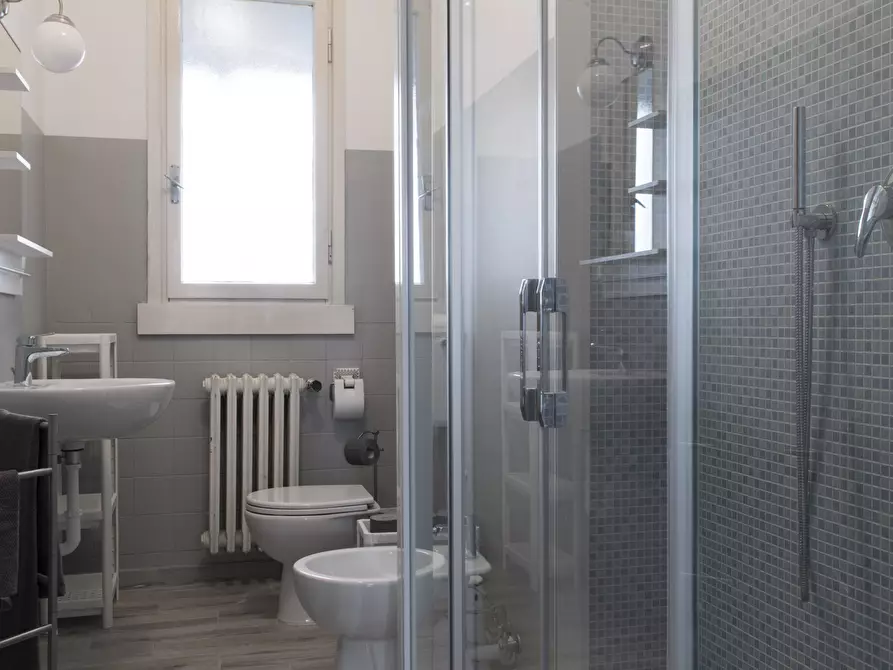 Immagine 17 di Camera in affitto  in Via Federico Engels8 a Milano