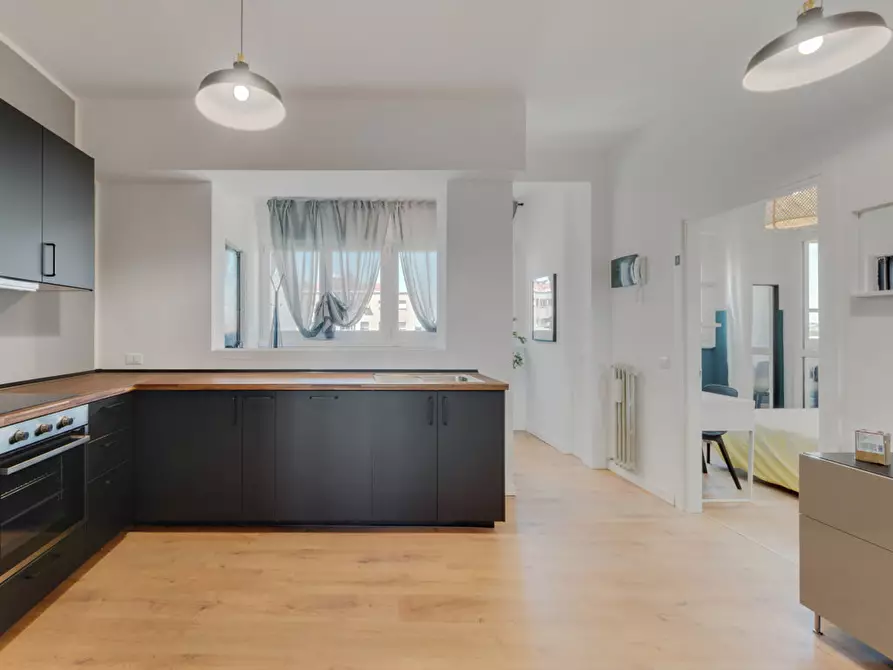 Immagine 13 di Camera in affitto  in Via F. R. Lamennais5 a Milano