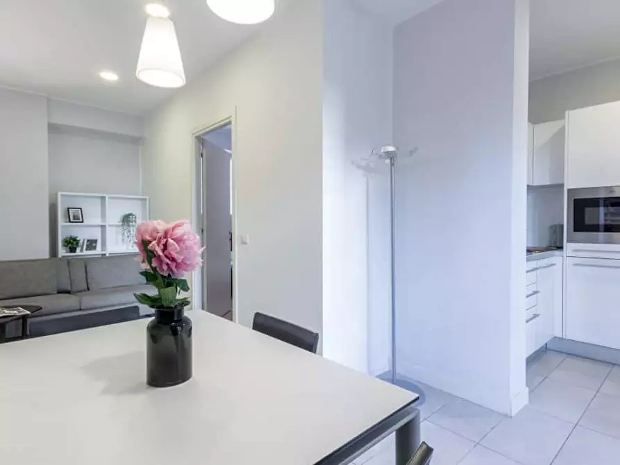 Immagine 21 di Camera in affitto  in Via Bernardino Biondelli7 a Milano