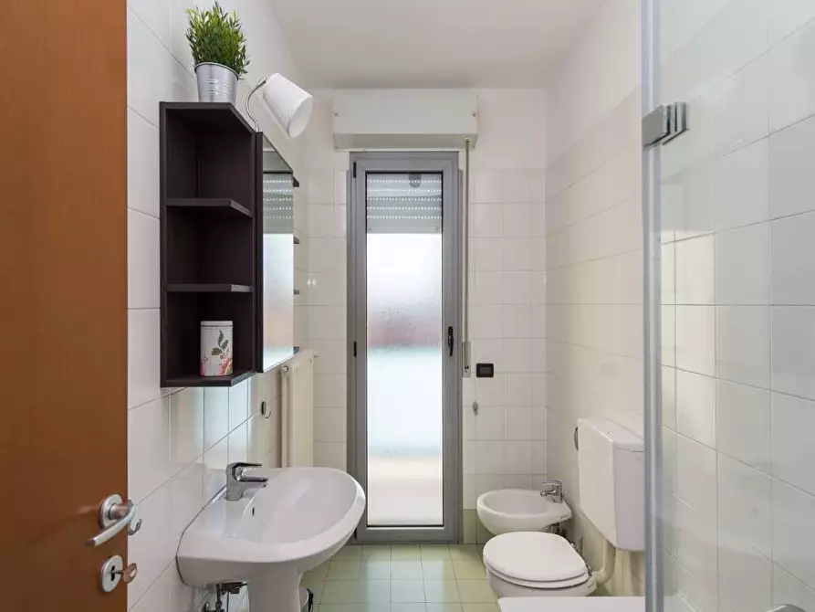 Immagine 21 di Camera in affitto  in Via del Lavoro37/3 a Bologna