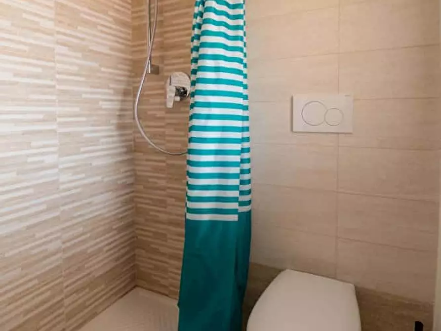 Immagine 9 di Camera in affitto  in Piazza Augusto Conti5 a Firenze