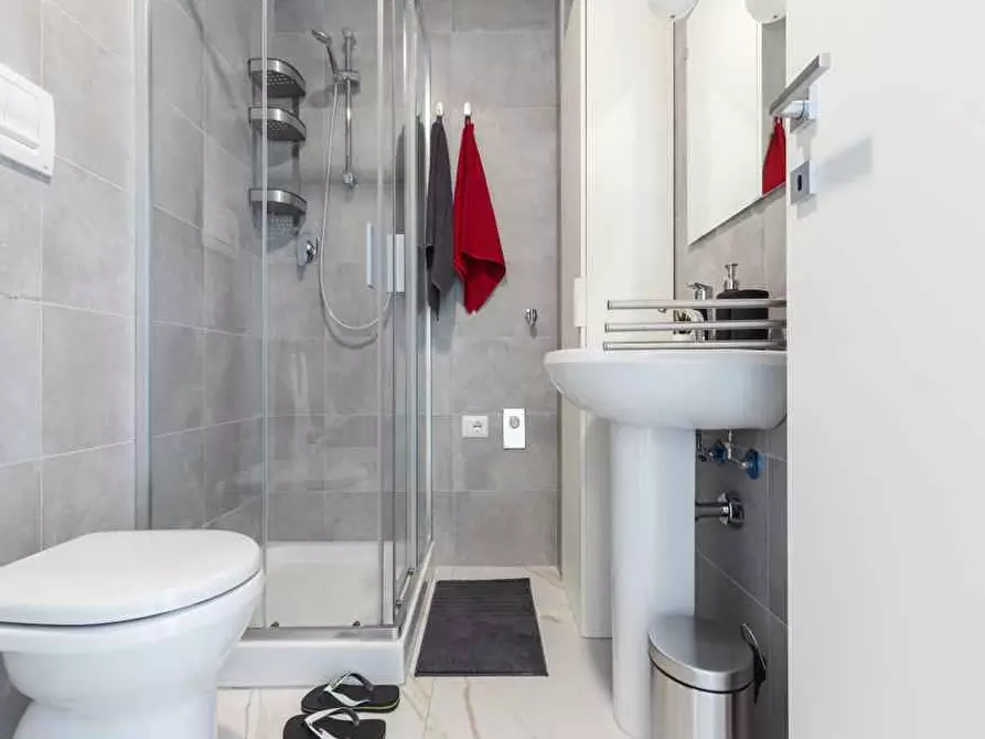 Immagine 26 di Camera in affitto  in Viale Bligny28 a Milano