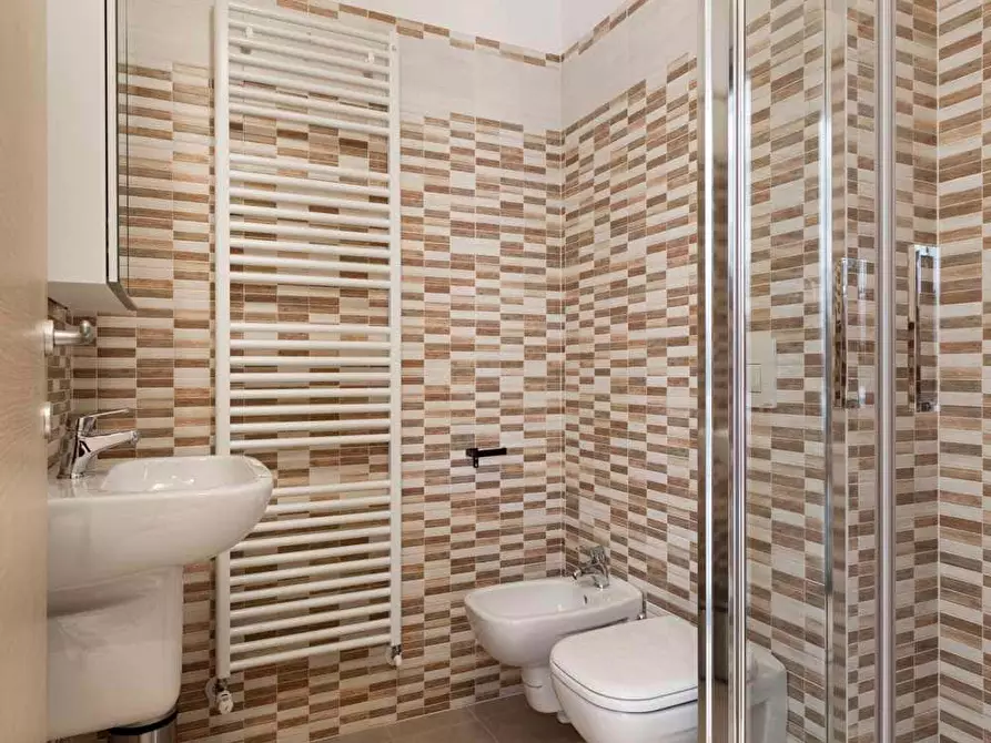 Immagine 14 di Camera in affitto  in Via Gardone5 a Milano