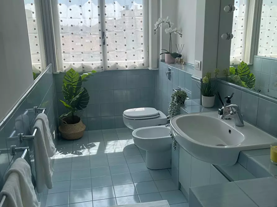 Immagine 9 di Camera in affitto  in Via Domenichino11 a Milano