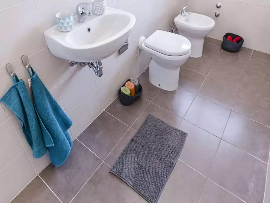 Immagine 70 di Camera in affitto  in Viale Giovanni Vicini20 a Bologna