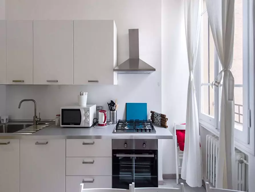 Immagine 29 di Camera in affitto  in Via del Borgo di San Pietro59 a Bologna