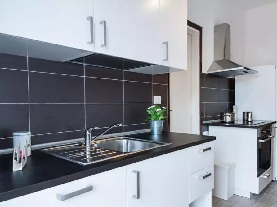 Immagine 28 di Camera in affitto  in Via Adele Martignoni2 a Milano