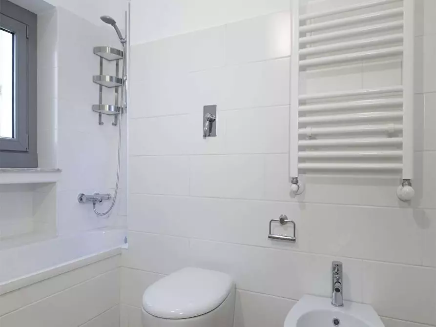 Immagine 26 di Camera in affitto  in Via Riccardo Arnò10 a Milano