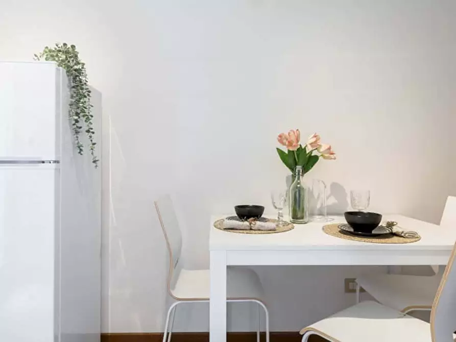 Immagine 15 di Camera in affitto  in Via Luciano Zuccoli19 a Milano