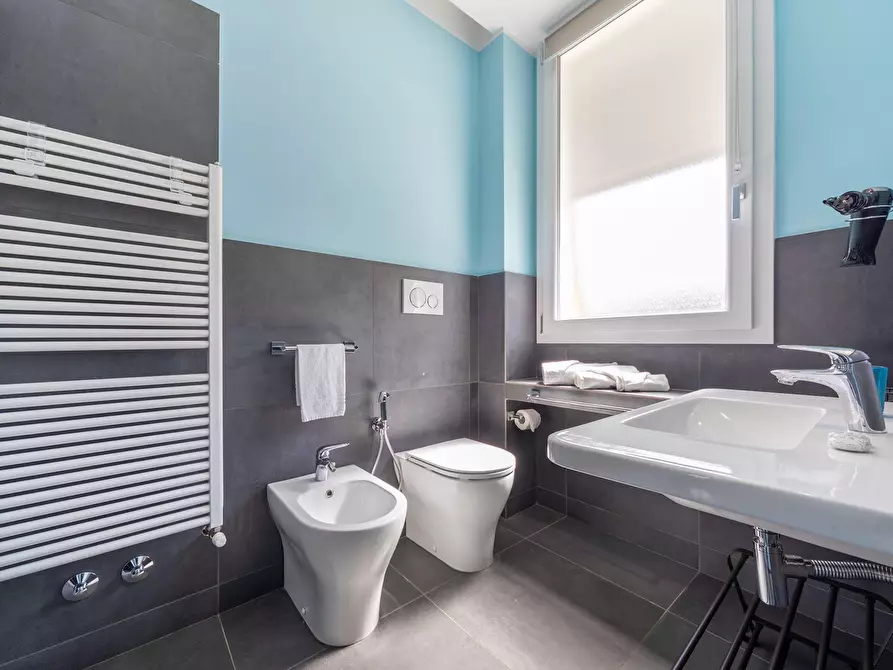 Immagine 9 di Camera in affitto  in Via Alberto Dallolio48 a Bologna