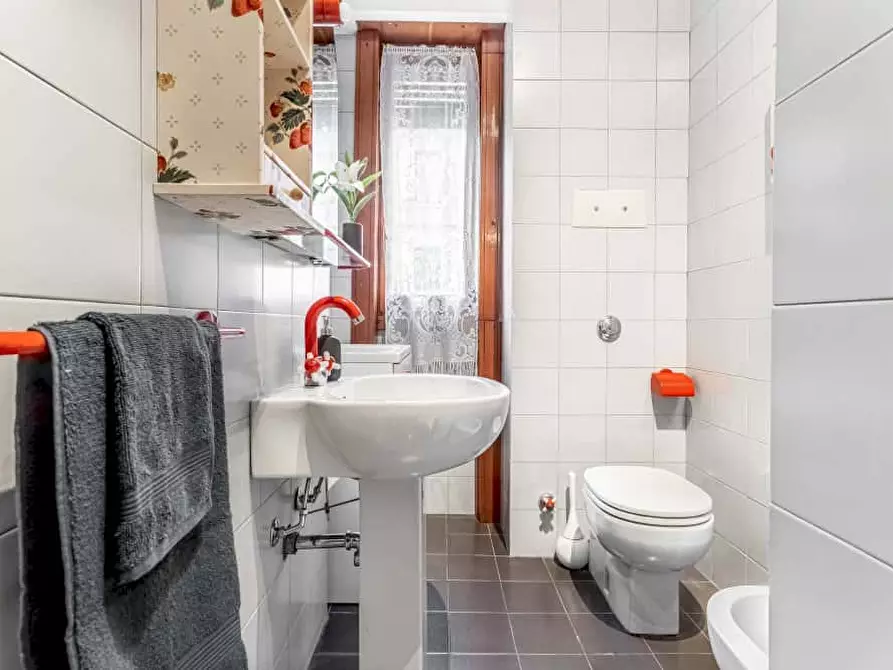 Immagine 9 di Camera in affitto  in Via Coluccio Salutati7 a Milano