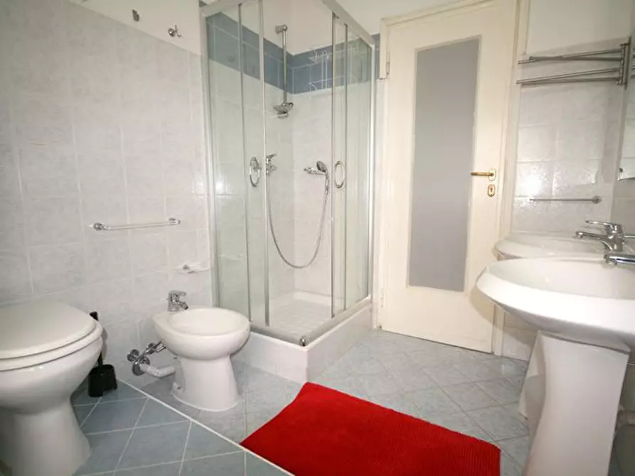 Immagine 9 di Camera in affitto  in Via Lecco22 a Milano