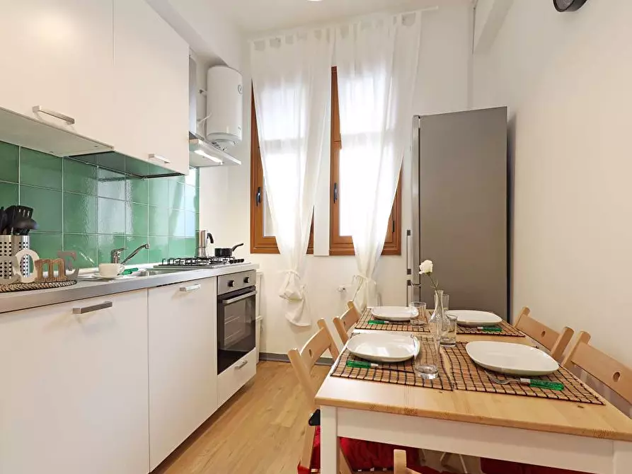 Immagine 16 di Camera in affitto  in Via dei Giornalisti6 a Roma