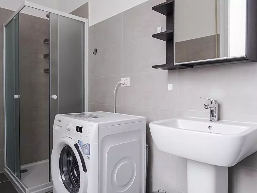 Immagine 38 di Camera in affitto  in Via delle Belle Arti21 a Bologna