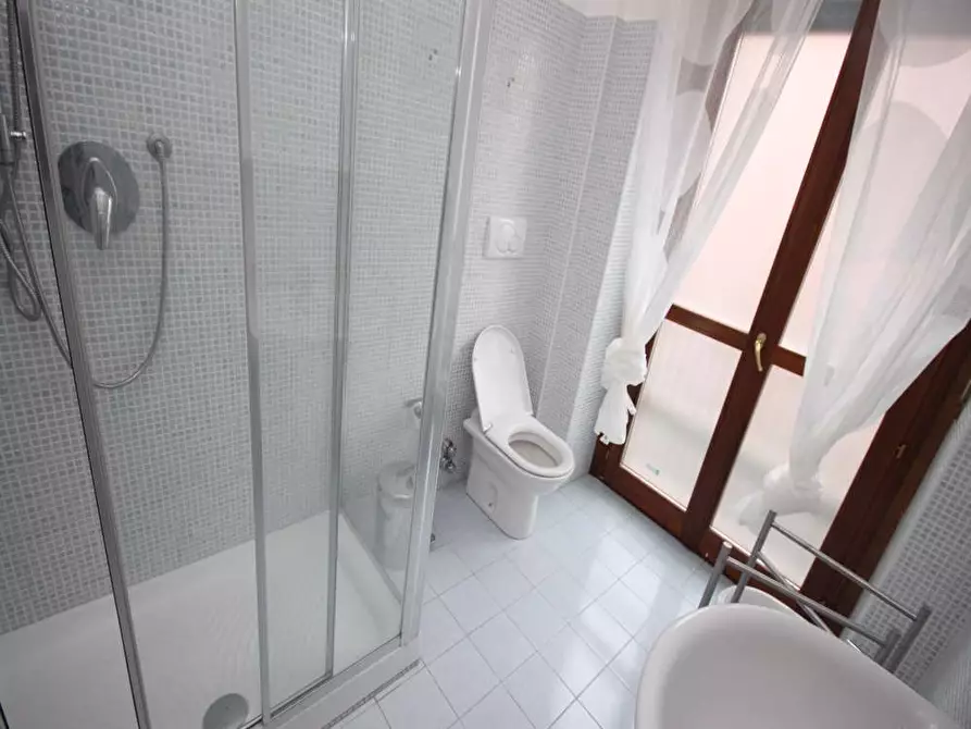 Immagine 33 di Camera in affitto  in Via Felice Bellotti11 a Milano