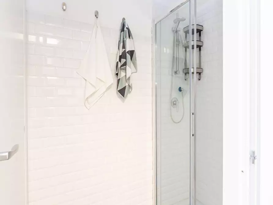 Immagine 22 di Camera in affitto  in Via San Fermo1 a Milano