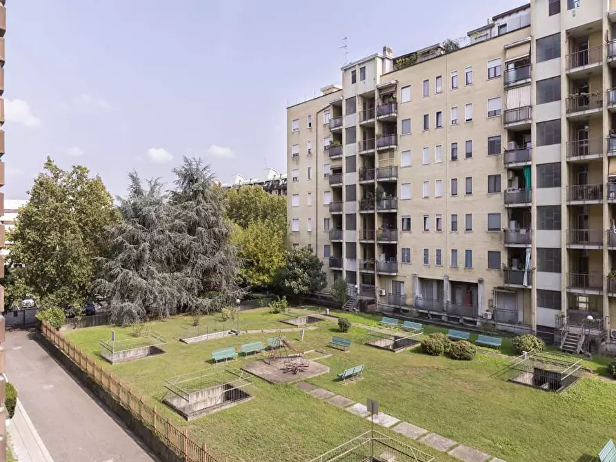 Immagine 15 di Camera in affitto  in Via dei Pioppi13 a Buccinasco