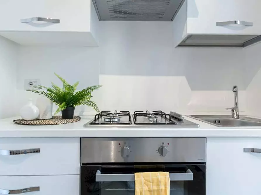 Immagine 13 di Camera in affitto  in Via Luciano Zuccoli19 a Milano