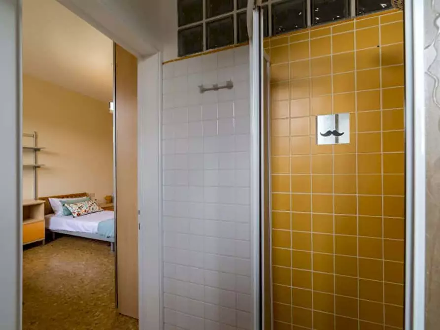 Immagine 12 di Camera in affitto  in Via Benedetto Marcello8 a Firenze