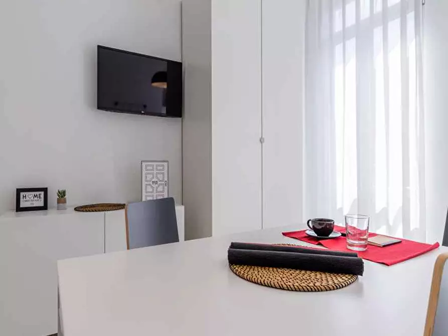 Immagine 23 di Camera in affitto  in Viale Bligny28 a Milano