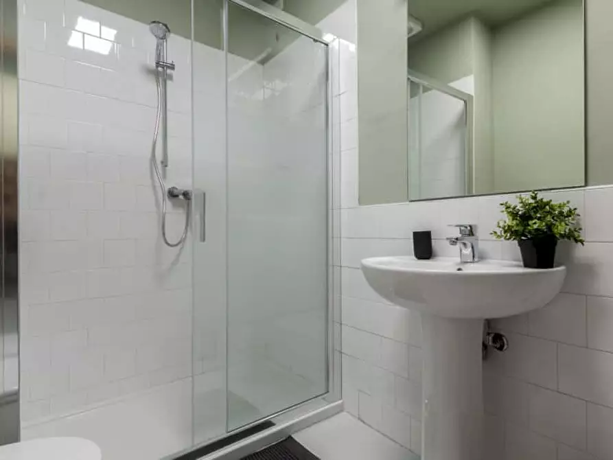 Immagine 22 di Camera in affitto  in Via Ambrogio Binda40 a Milano