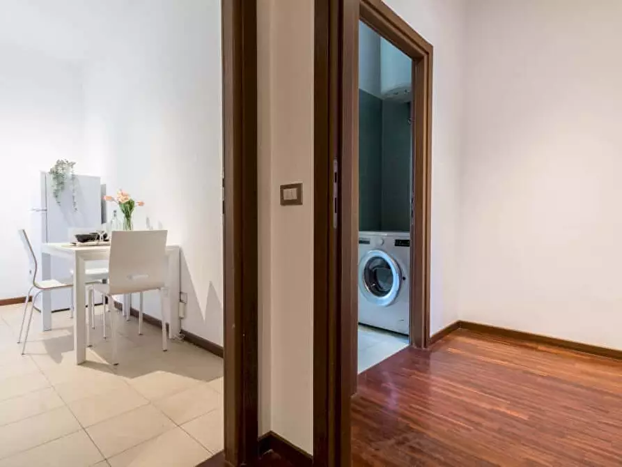 Immagine 10 di Camera in affitto  in Via Luciano Zuccoli19 a Milano