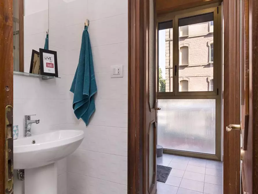 Immagine 45 di Camera in affitto  in Viale Giovanni Vicini20 a Bologna