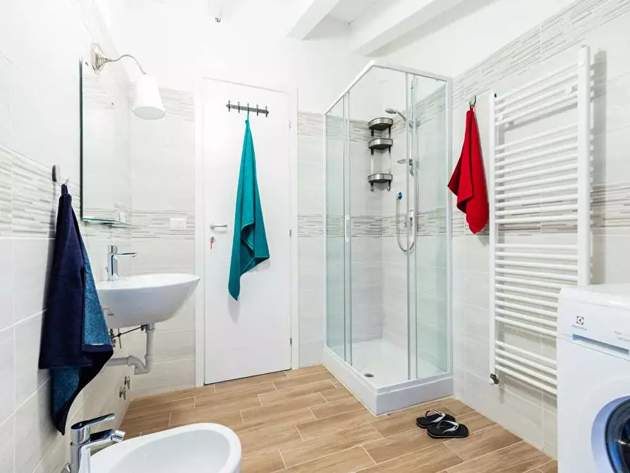 Immagine 26 di Camera in affitto  in Viale Alfredo Oriani26 a Bologna