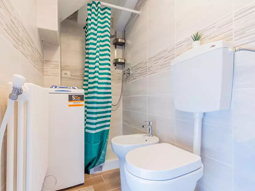 Immagine 25 di Camera in affitto  in Viale Alfredo Oriani26 a Bologna