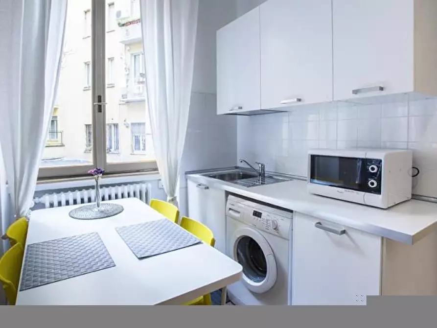 Immagine 12 di Camera in affitto  in Via San Calocero25 a Milano