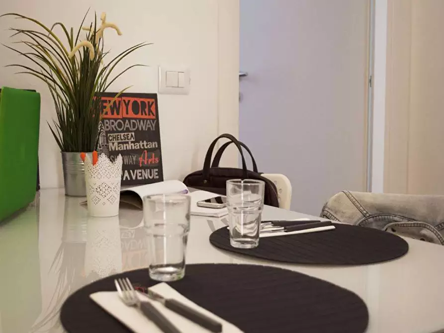 Immagine 89 di Camera in affitto  in Viale Tunisia13 a Milano