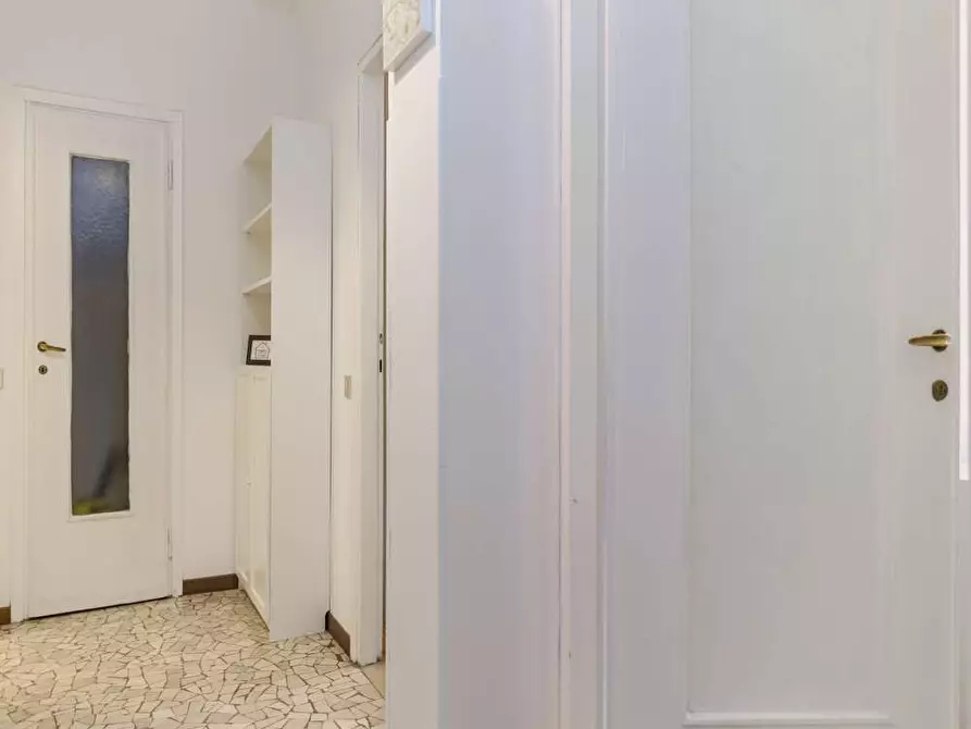 Immagine 27 di Camera in affitto  in Via Privata Armenia1 a Milano