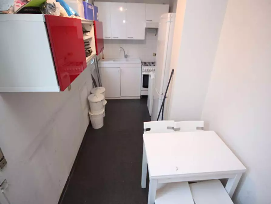 Immagine 34 di Camera in affitto  in Via Volterra12 a Milano