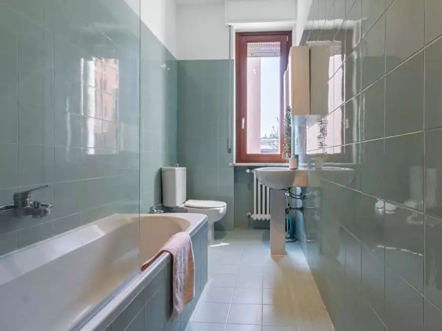 Immagine 7 di Camera in affitto  in Via Luciano Zuccoli19 a Milano