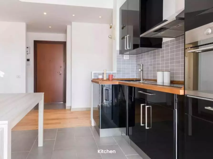 Immagine 7 di Camera in affitto  in Via Intra3 a Milano