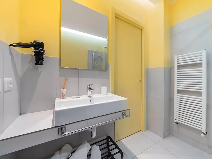 Immagine 8 di Camera in affitto  in Via Alberto Dallolio48 a Bologna