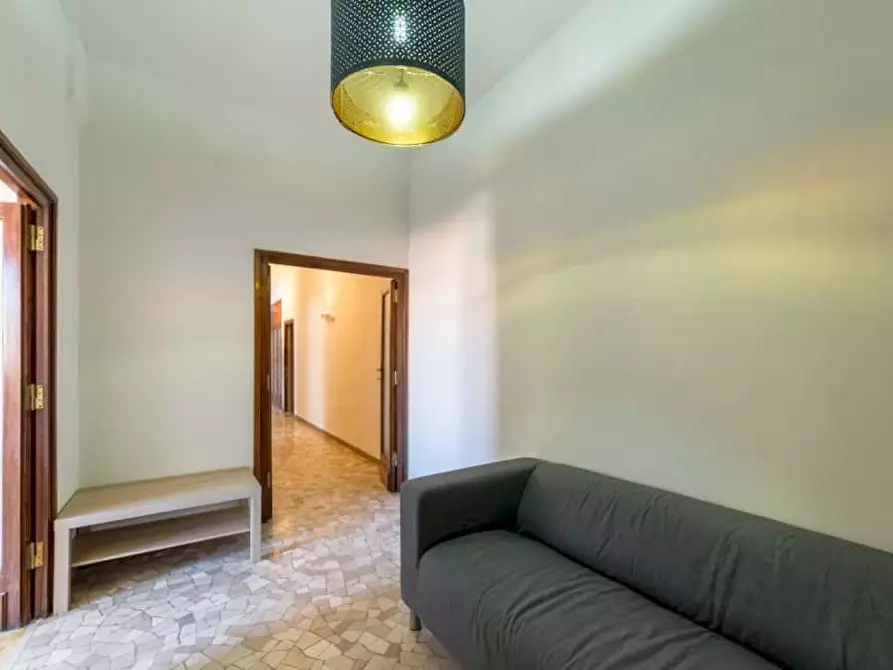 Immagine 15 di Camera in affitto  in Viale dei Mille8 a Firenze