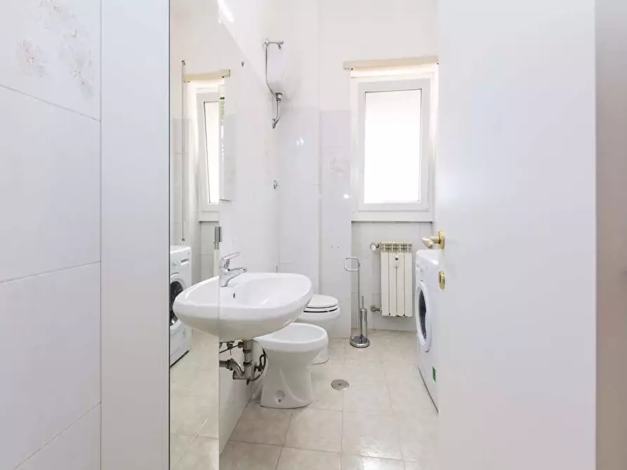 Immagine 11 di Camera in affitto  in Via Oderisi Da Gubbio198 a Roma