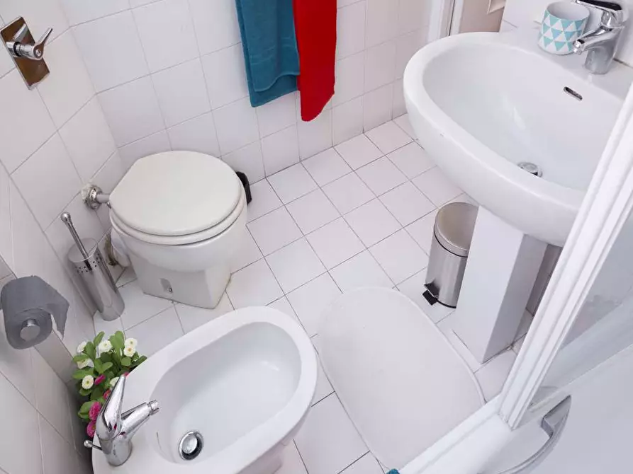 Immagine 43 di Camera in affitto  in Via Salvatore Barzilai9 a Milano