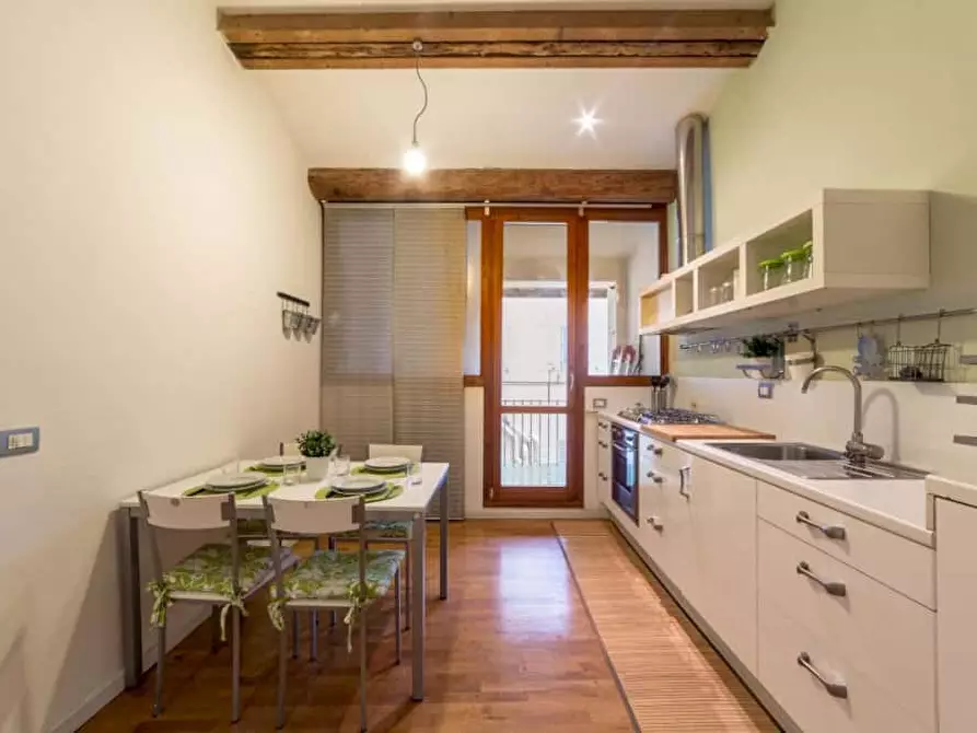 Immagine 4 di Camera in affitto  in Via del Ponte alle Mosse1 a Firenze