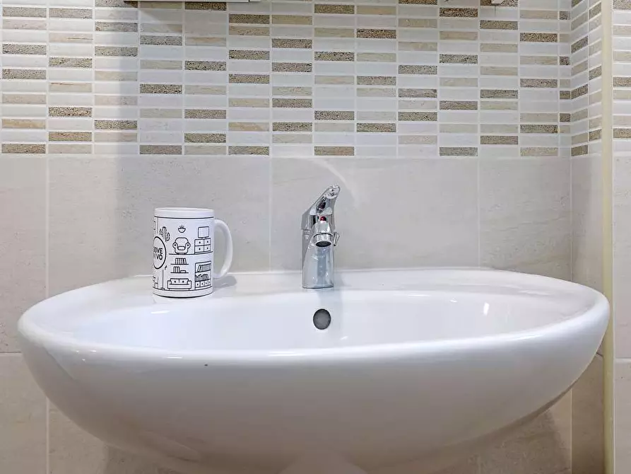 Immagine 18 di Camera in affitto  in Via Cavriglia25 a Roma